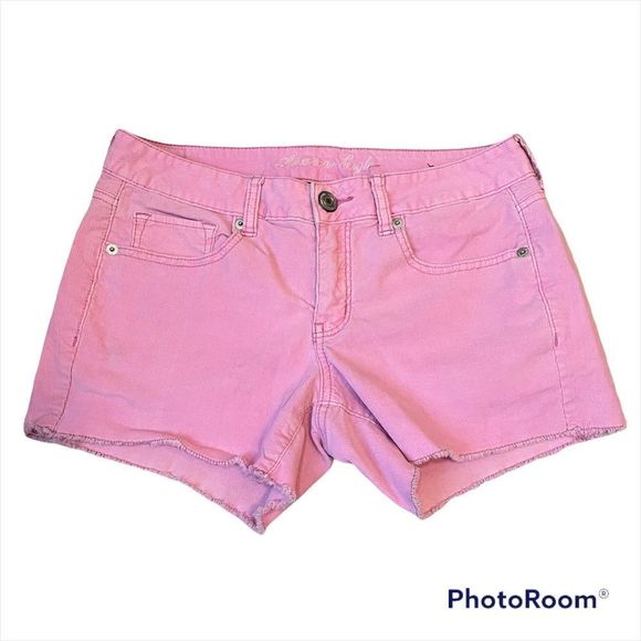 American Eagle Outfitters Pants - American Eagle corduroy shorts.